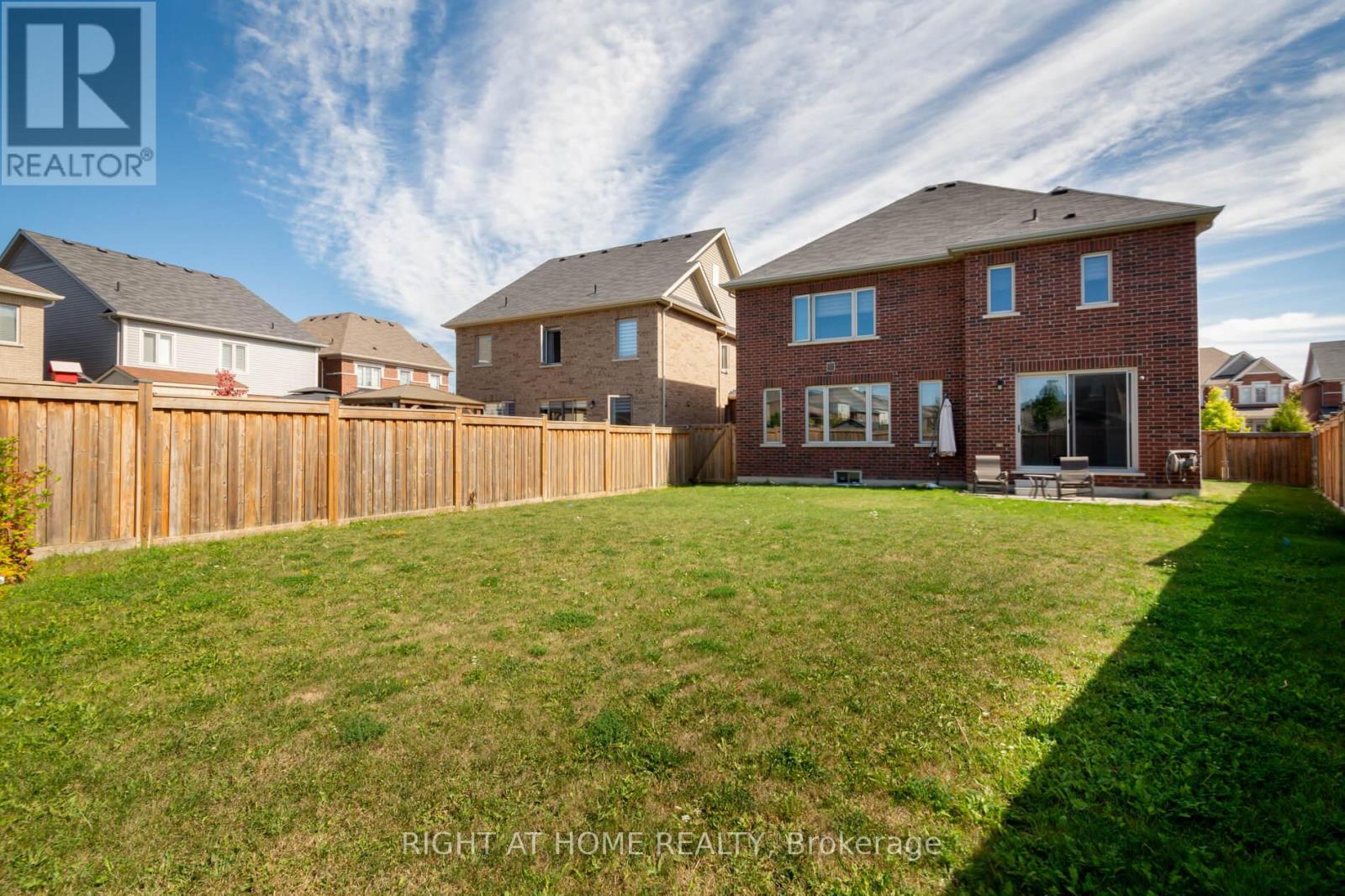 142 Martin Trail, New Tecumseth, Ontario  L0G 1W0 - Photo 38 - N12413766