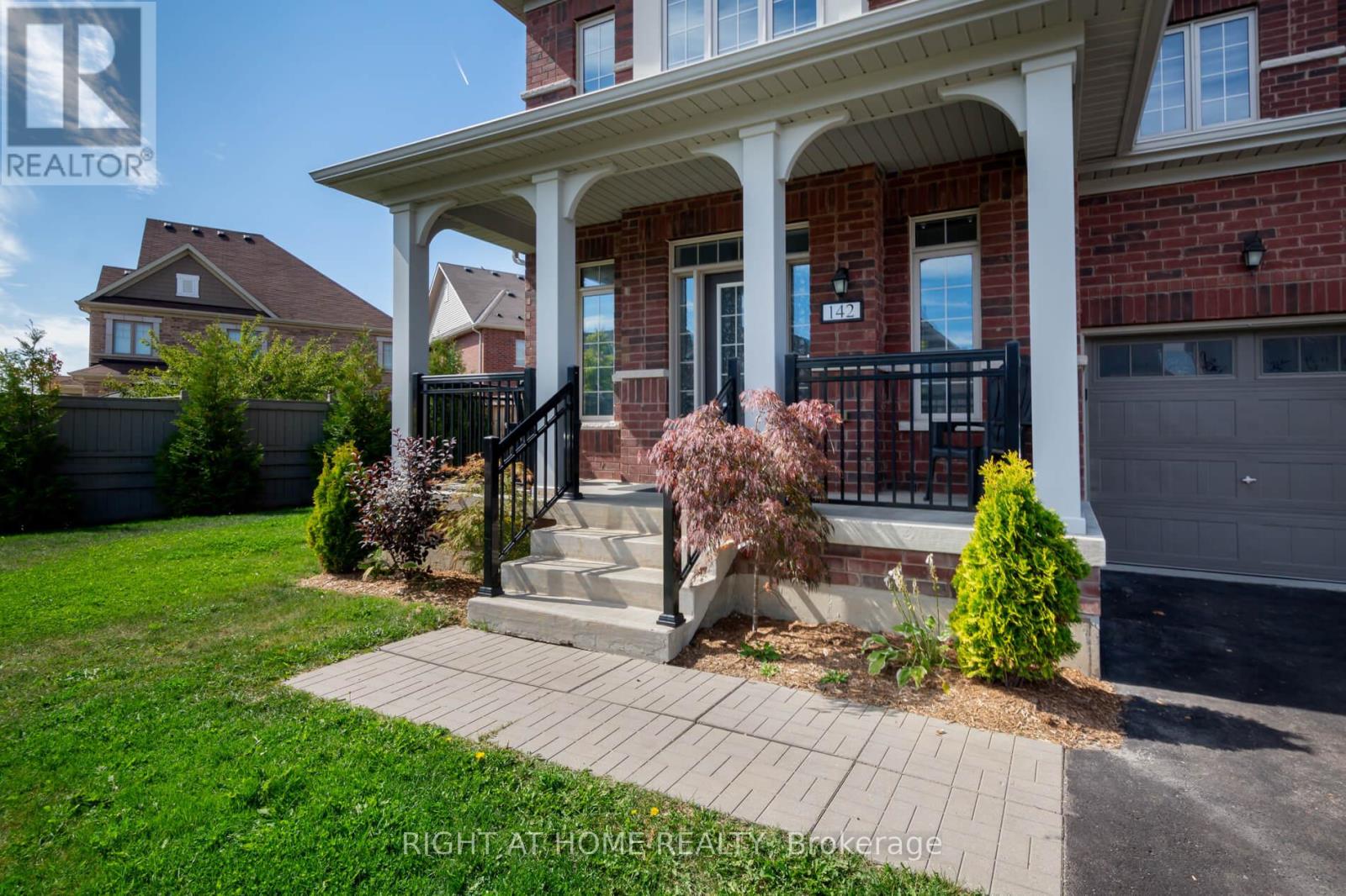 142 Martin Trail, New Tecumseth, Ontario  L0G 1W0 - Photo 4 - N12413766