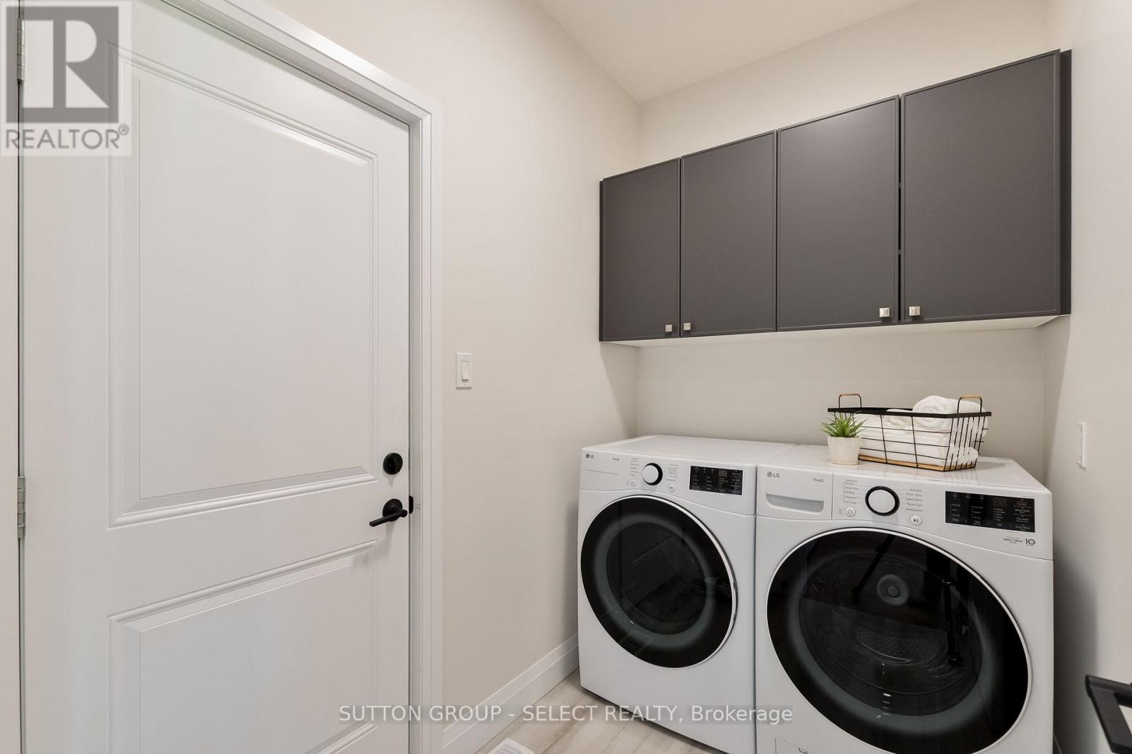 6366 Heathwoods Avenue, London South, Ontario  N6P 1H5 - Photo 13 - X12082013
