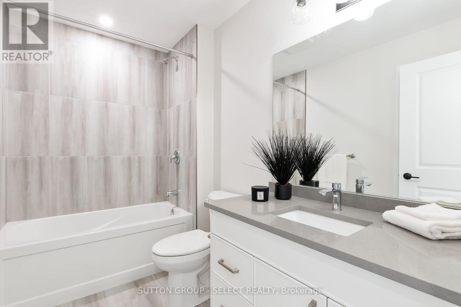 6366 Heathwoods Avenue, London South, Ontario  N6P 1H5 - Photo 21 - X12082013