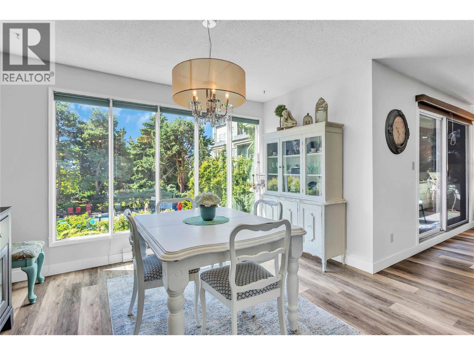1056 Bernard Avenue Unit# 216, Kelowna, British Columbia  V1Y 8L7 - Photo 5 - 10362901