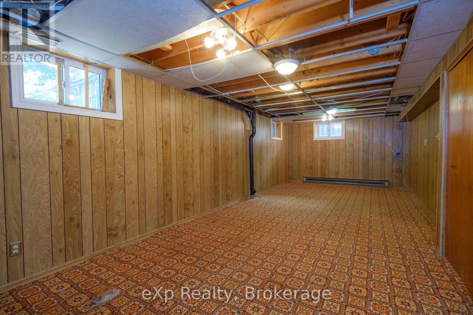 526 Thede Drive, Saugeen Shores, Ontario  N0H 2C4 - Photo 16 - X12413826
