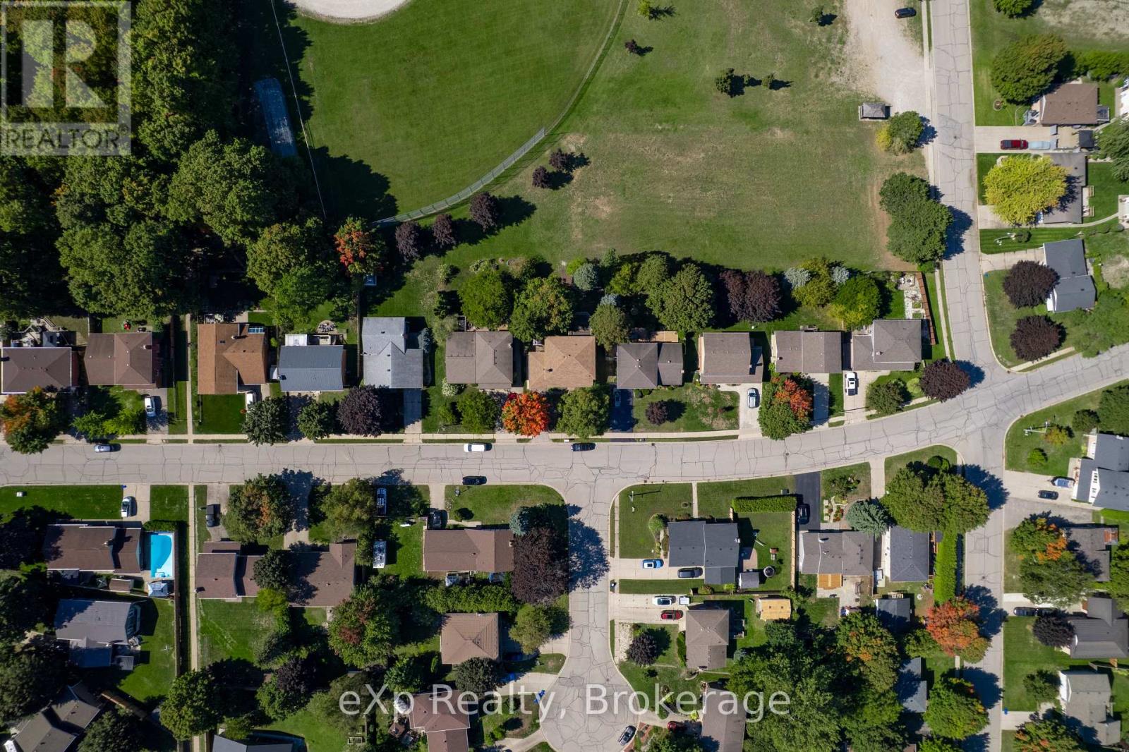 526 Thede Drive, Saugeen Shores, Ontario  N0H 2C4 - Photo 25 - X12413826