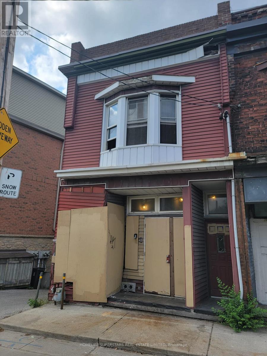 2553 DUNDAS STREET W, Toronto, Ontario