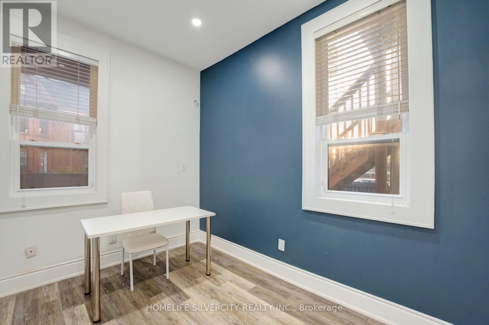 1 - 484 Main Street E, Hamilton, Ontario  L8N 1K6 - Photo 11 - X12413776