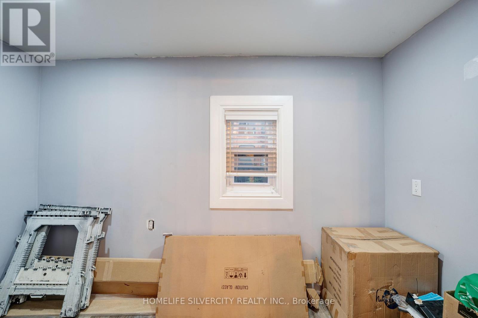 1 - 484 Main Street E, Hamilton, Ontario  L8N 1K6 - Photo 27 - X12413776