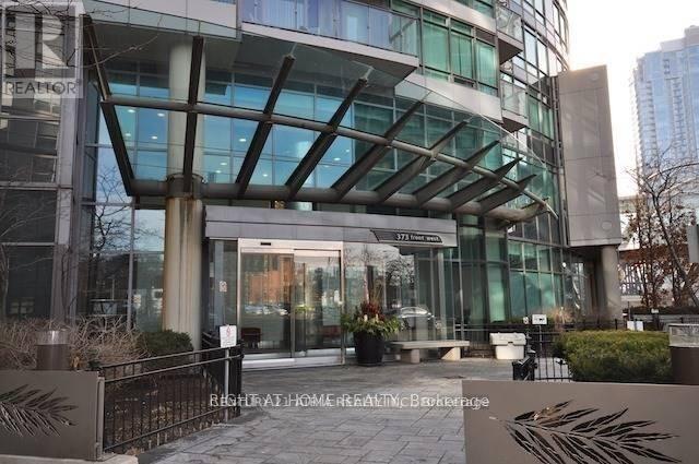 1902 - 373 Front Street W, Toronto (Waterfront Communities), Ontario  M5V 3R7 - Photo 2 - C12413813