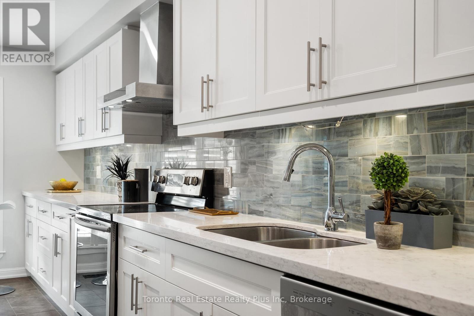 29 Anvil Millway, Toronto (St. Andrew-Windfields), Ontario  M2L 1P9 - Photo 14 - C12413824