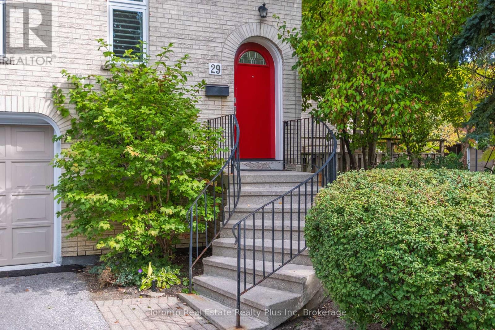 29 Anvil Millway, Toronto (St. Andrew-Windfields), Ontario  M2L 1P9 - Photo 2 - C12413824
