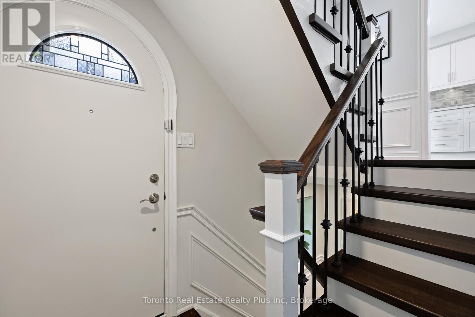 29 Anvil Millway, Toronto (St. Andrew-Windfields), Ontario  M2L 1P9 - Photo 3 - C12413824