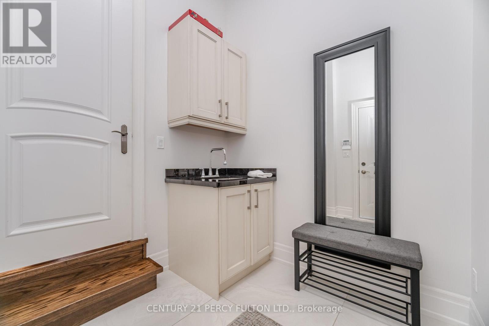 1738 Rockwood Drive, Pickering, Ontario  L1V 7G8 - Photo 15 - E12413836