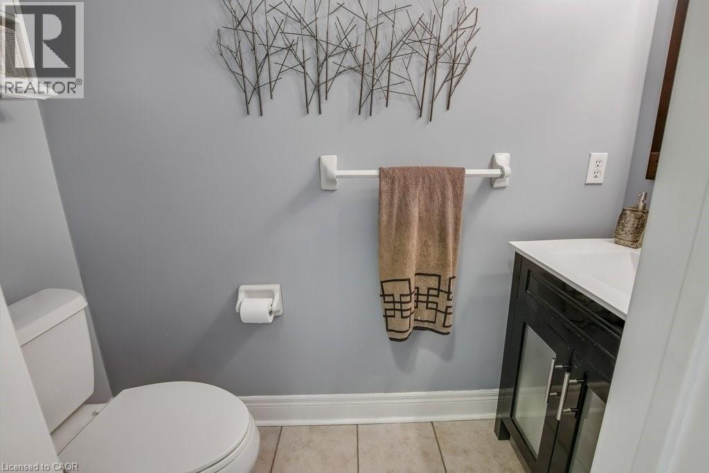 4292 Sarazen Drive, Burlington, Ontario  L7M 4Y9 - Photo 10 - 40769065