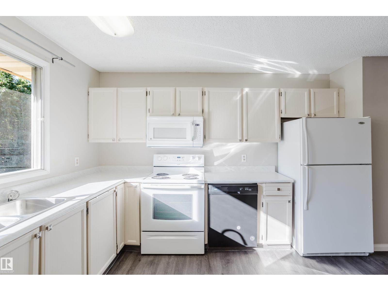 10829 32a Av Nw, Edmonton, Alberta  T6J 3B8 - Photo 14 - E4458442