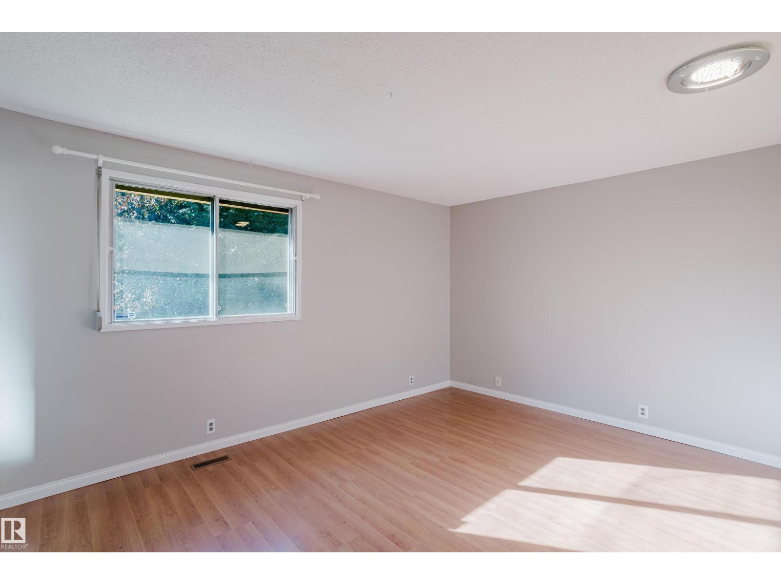10829 32a Av Nw, Edmonton, Alberta  T6J 3B8 - Photo 19 - E4458442