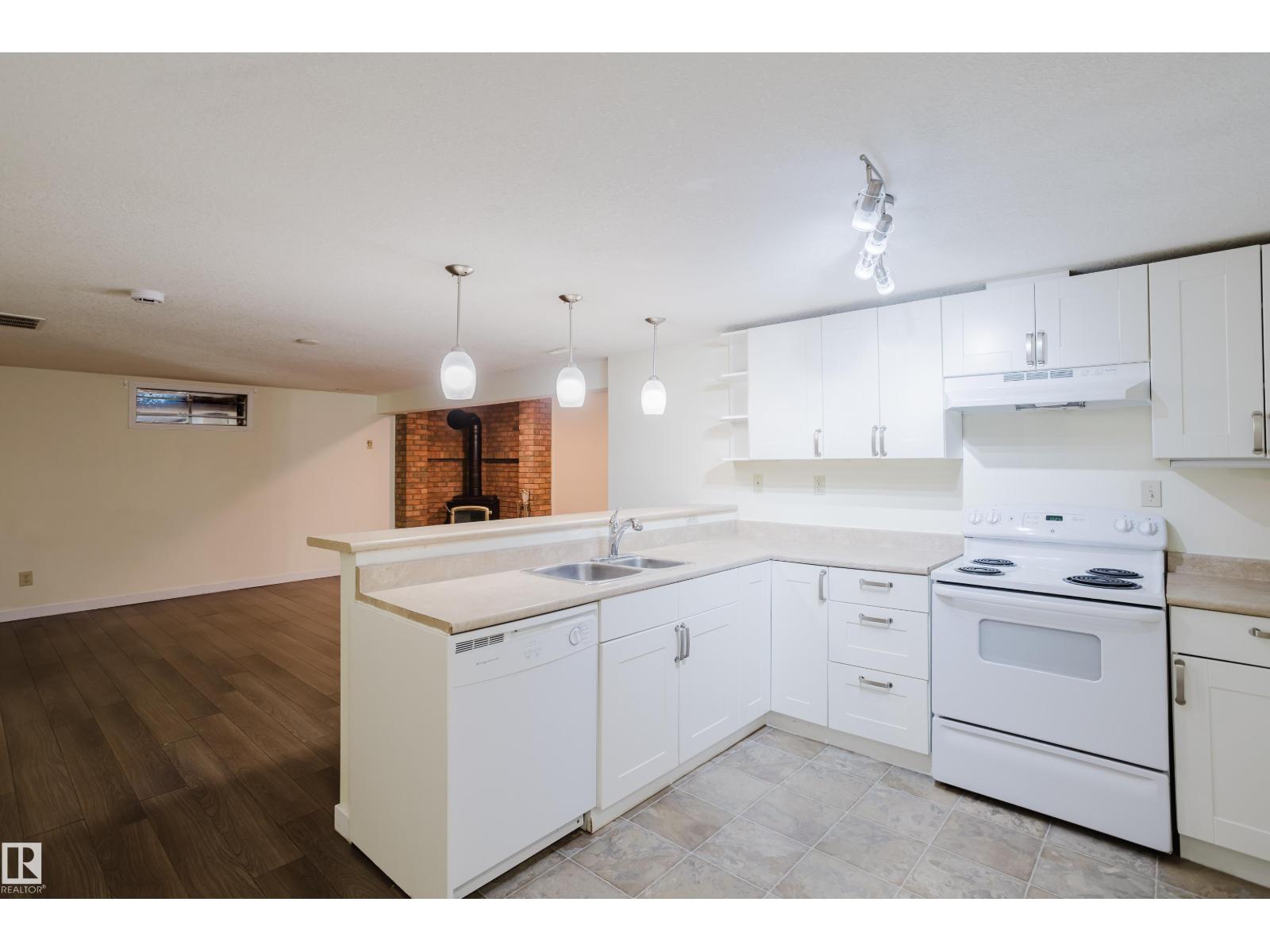 10829 32a Av Nw, Edmonton, Alberta  T6J 3B8 - Photo 28 - E4458442