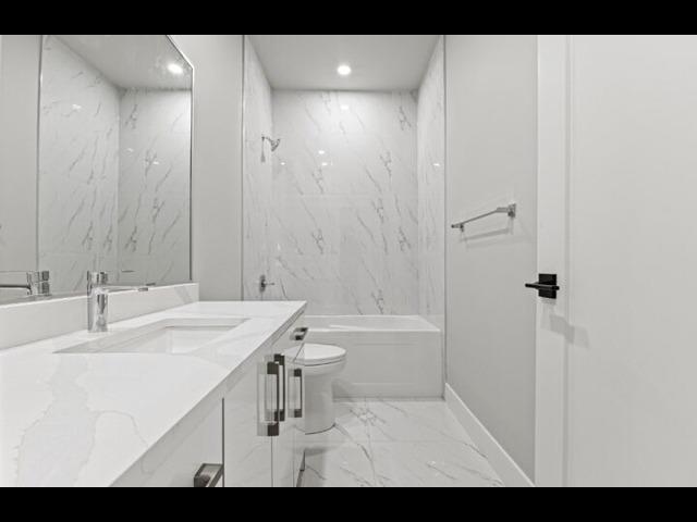 34008 Barker Court, Mission, British Columbia  V2V 6B2 - Photo 34 - R3049698