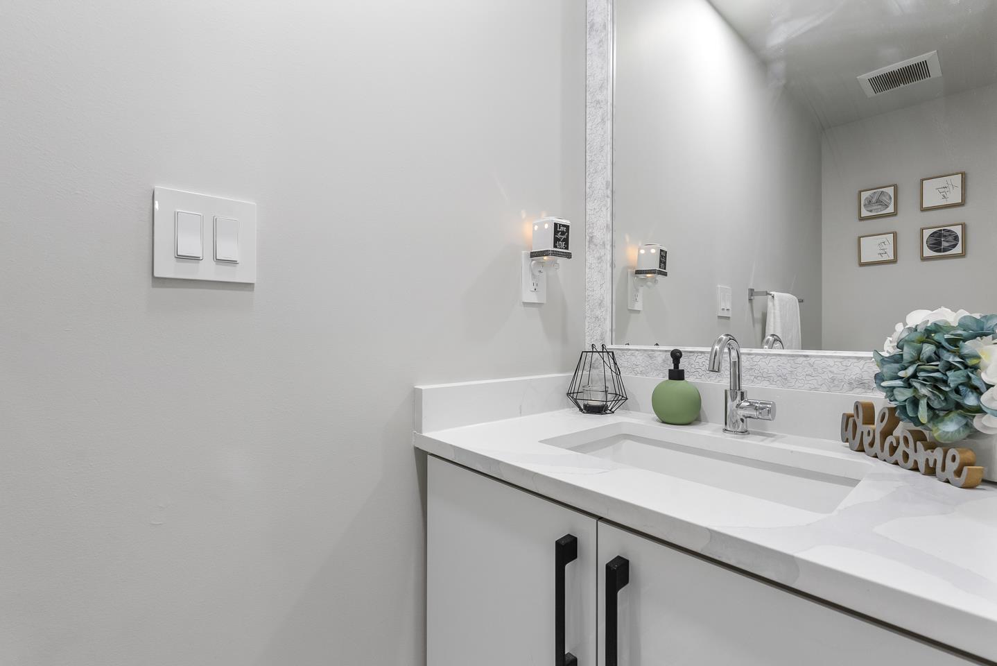 34008 Barker Court, Mission, British Columbia  V2V 6B2 - Photo 12 - R3049698