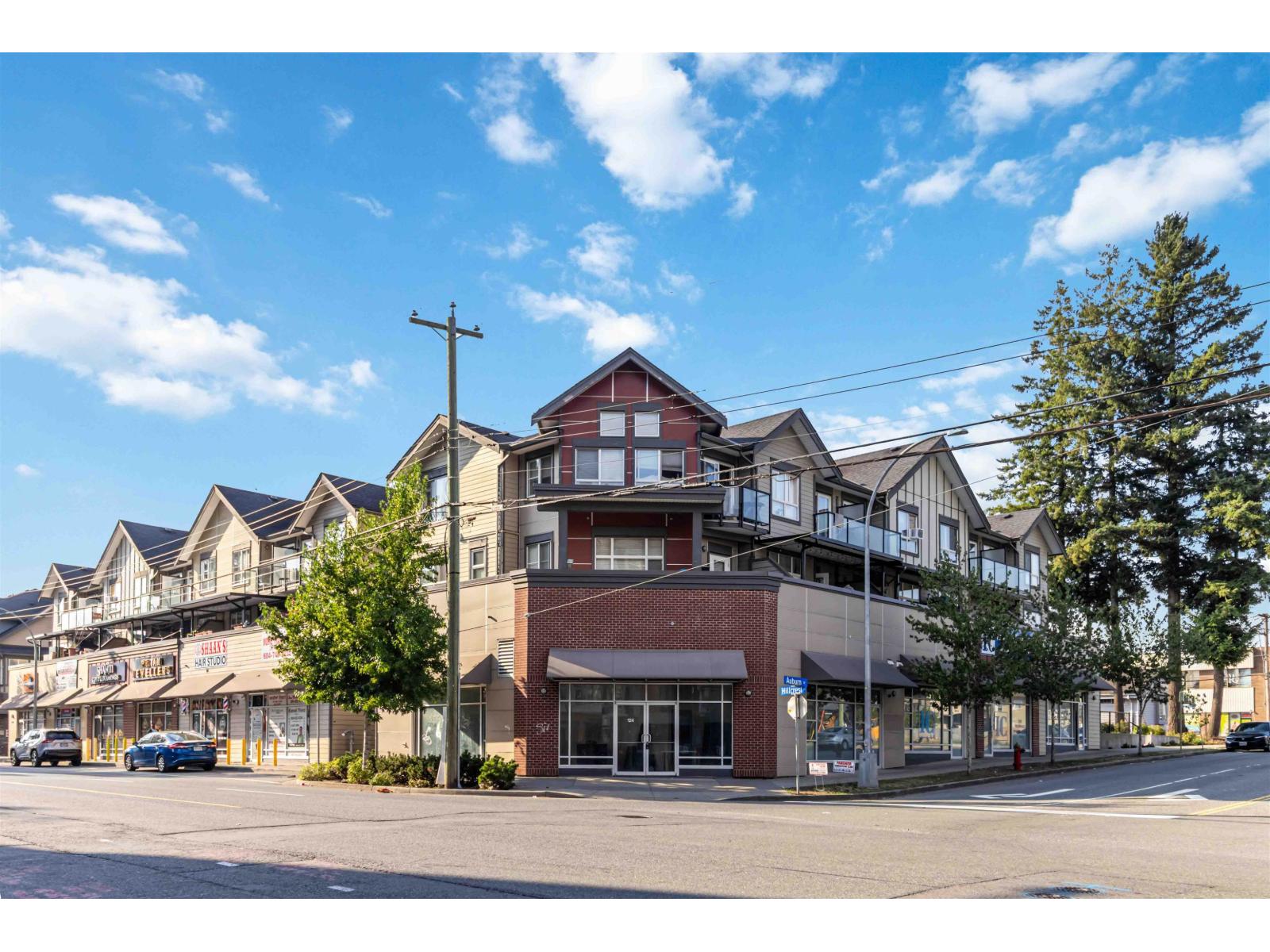 230 32095 Hillcrest Avenue, Abbotsford, British Columbia  V2T 1S3 - Photo 1 - R3046517