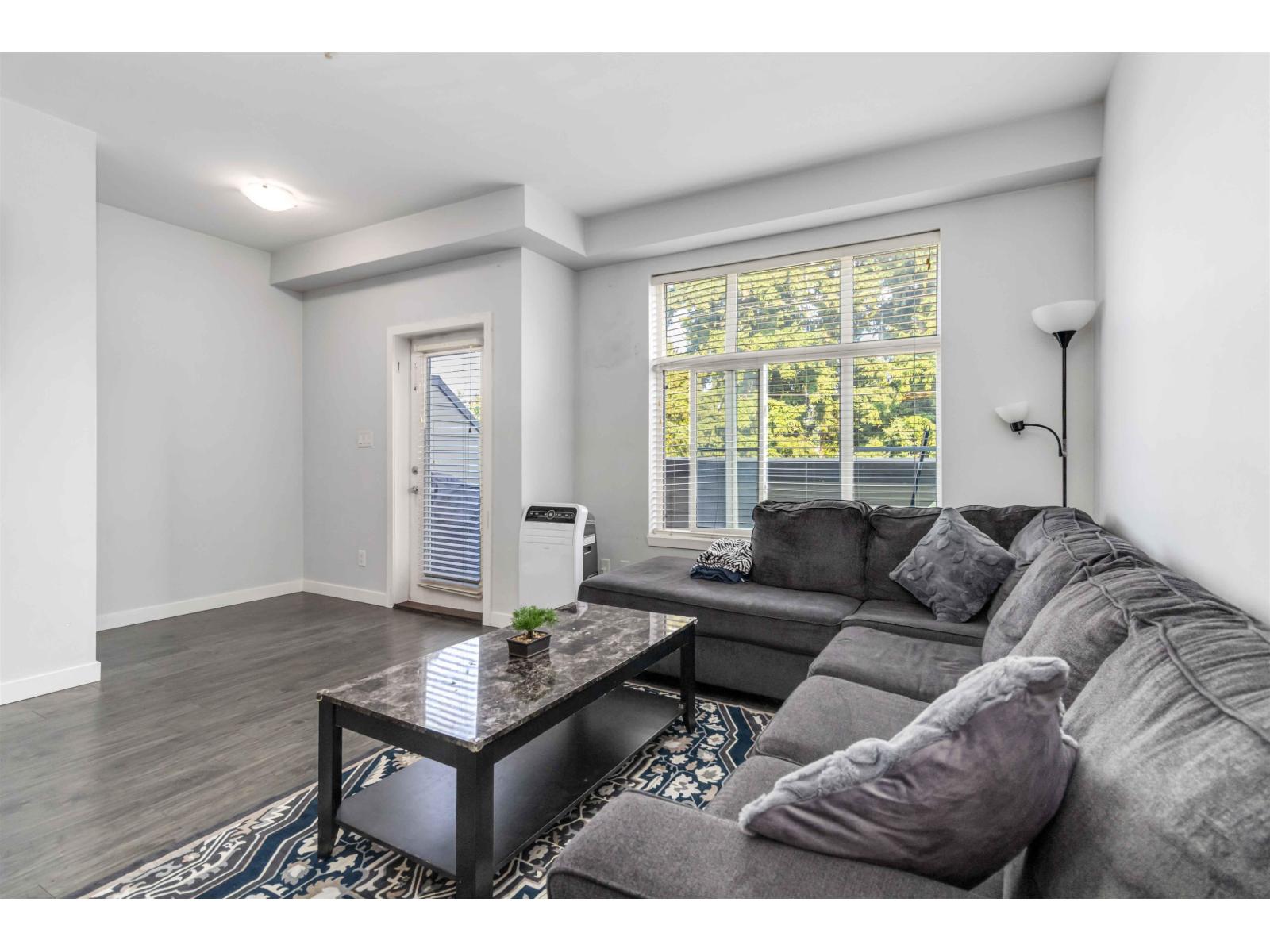 230 32095 Hillcrest Avenue, Abbotsford, British Columbia  V2T 1S3 - Photo 3 - R3046517