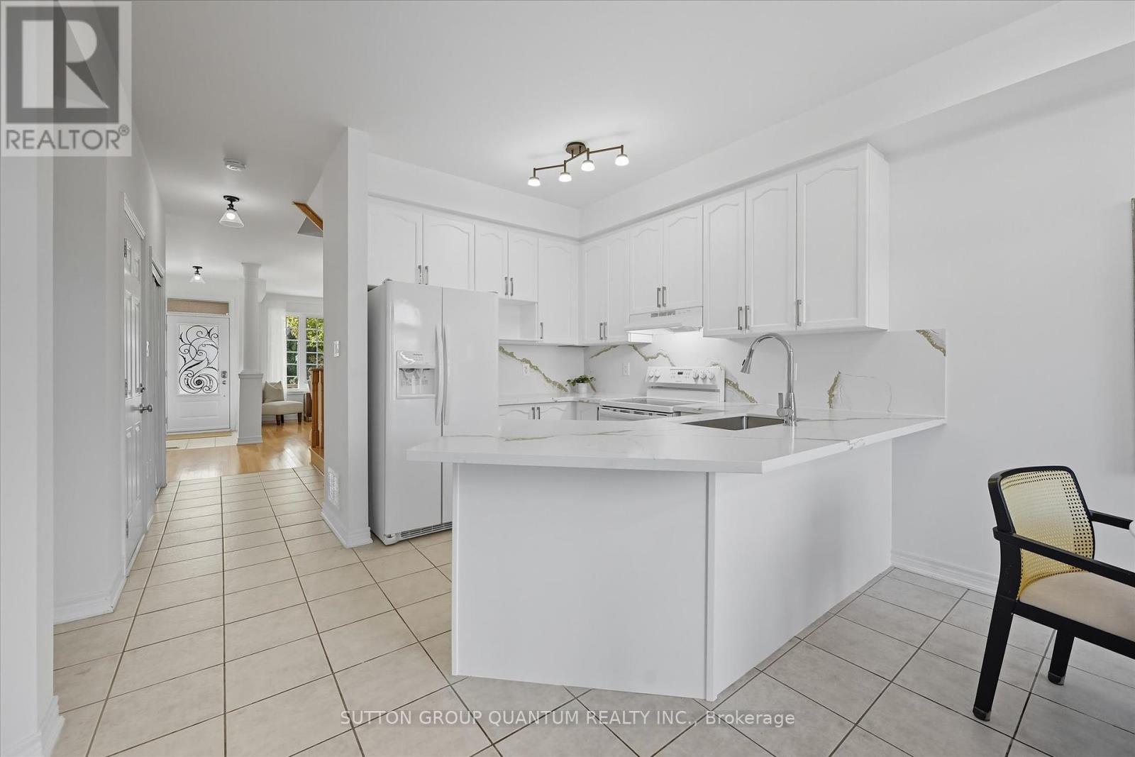3392 Whilabout Terrace, Oakville (Br Bronte), Ontario  L6L 0A7 - Photo 12 - W12413805
