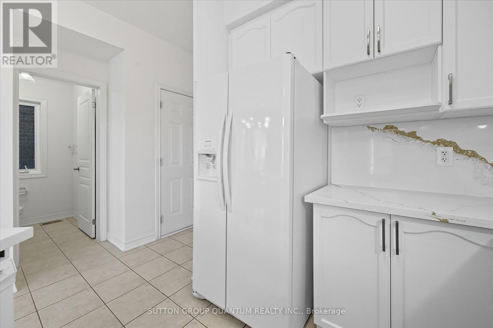 3392 Whilabout Terrace, Oakville (Br Bronte), Ontario  L6L 0A7 - Photo 15 - W12413805