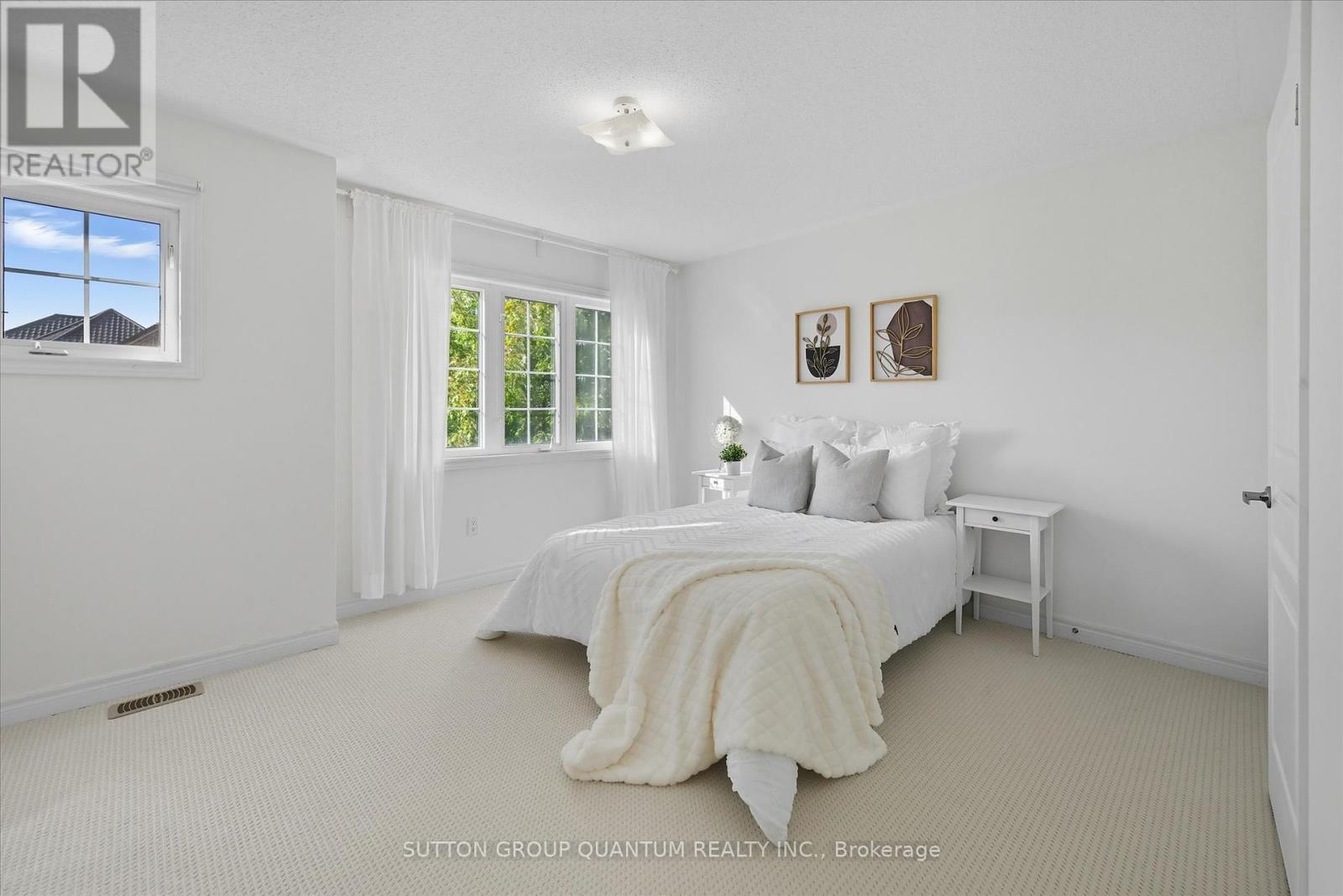 3392 Whilabout Terrace, Oakville (Br Bronte), Ontario  L6L 0A7 - Photo 24 - W12413805