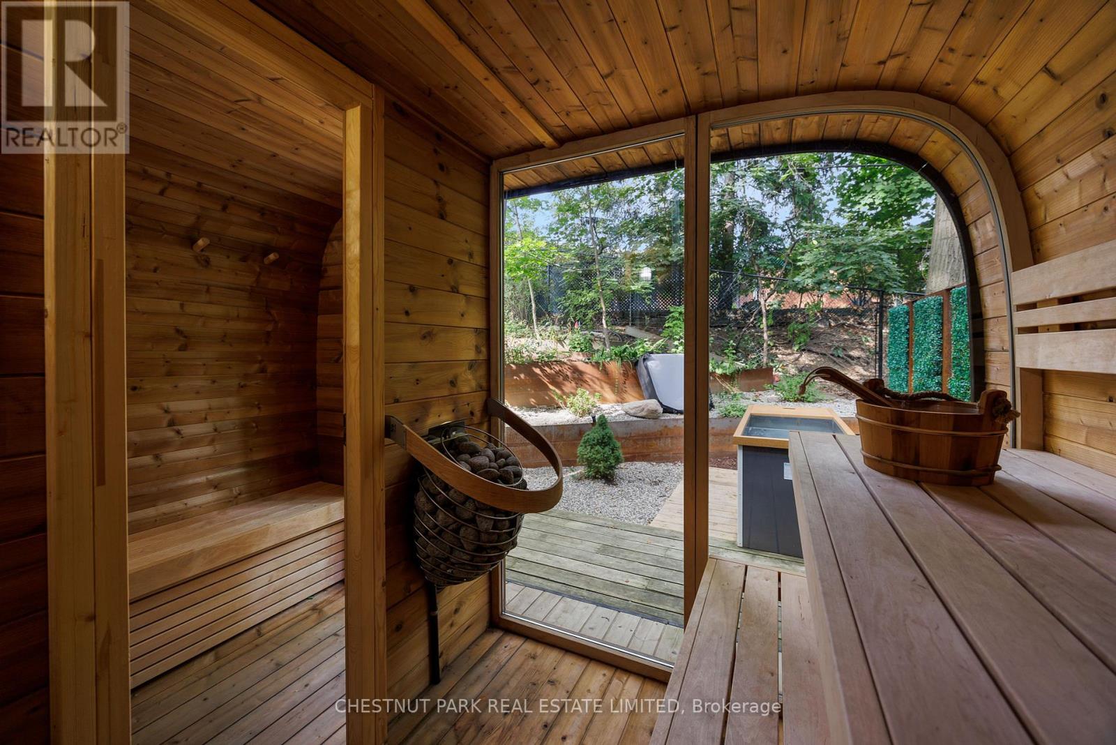 57 Wimbleton Road, Toronto, Ontario  M9A 3S3 - Photo 20 - W12413825