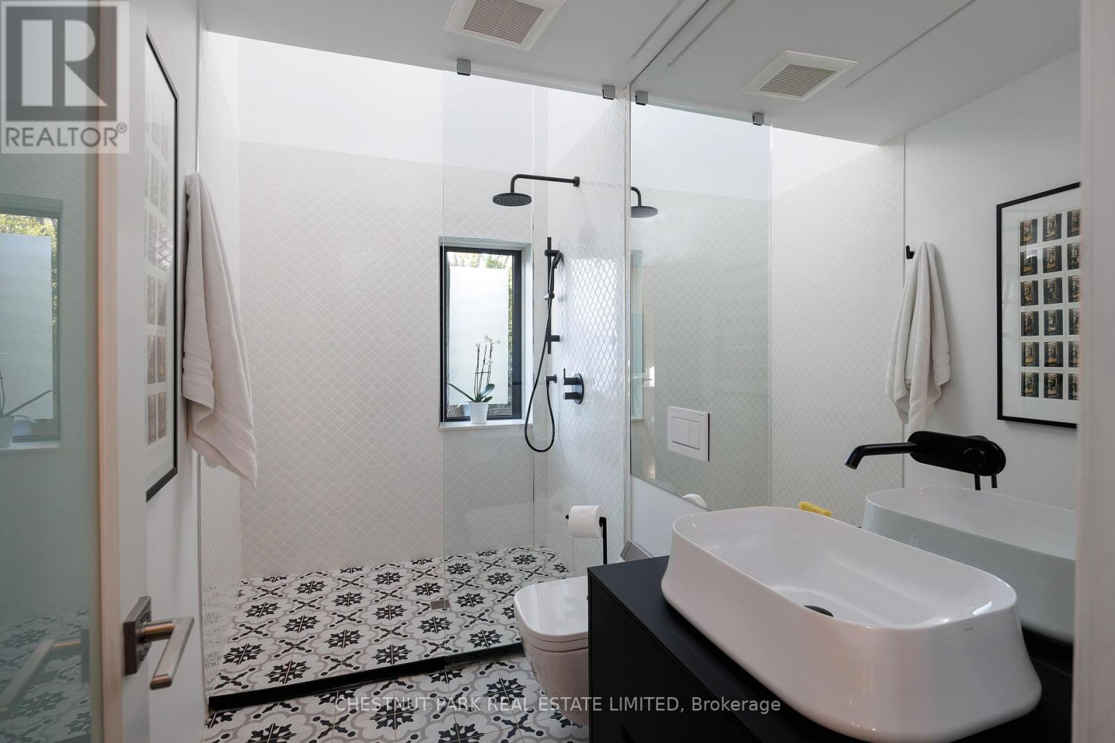 57 Wimbleton Road, Toronto, Ontario  M9A 3S3 - Photo 26 - W12413825