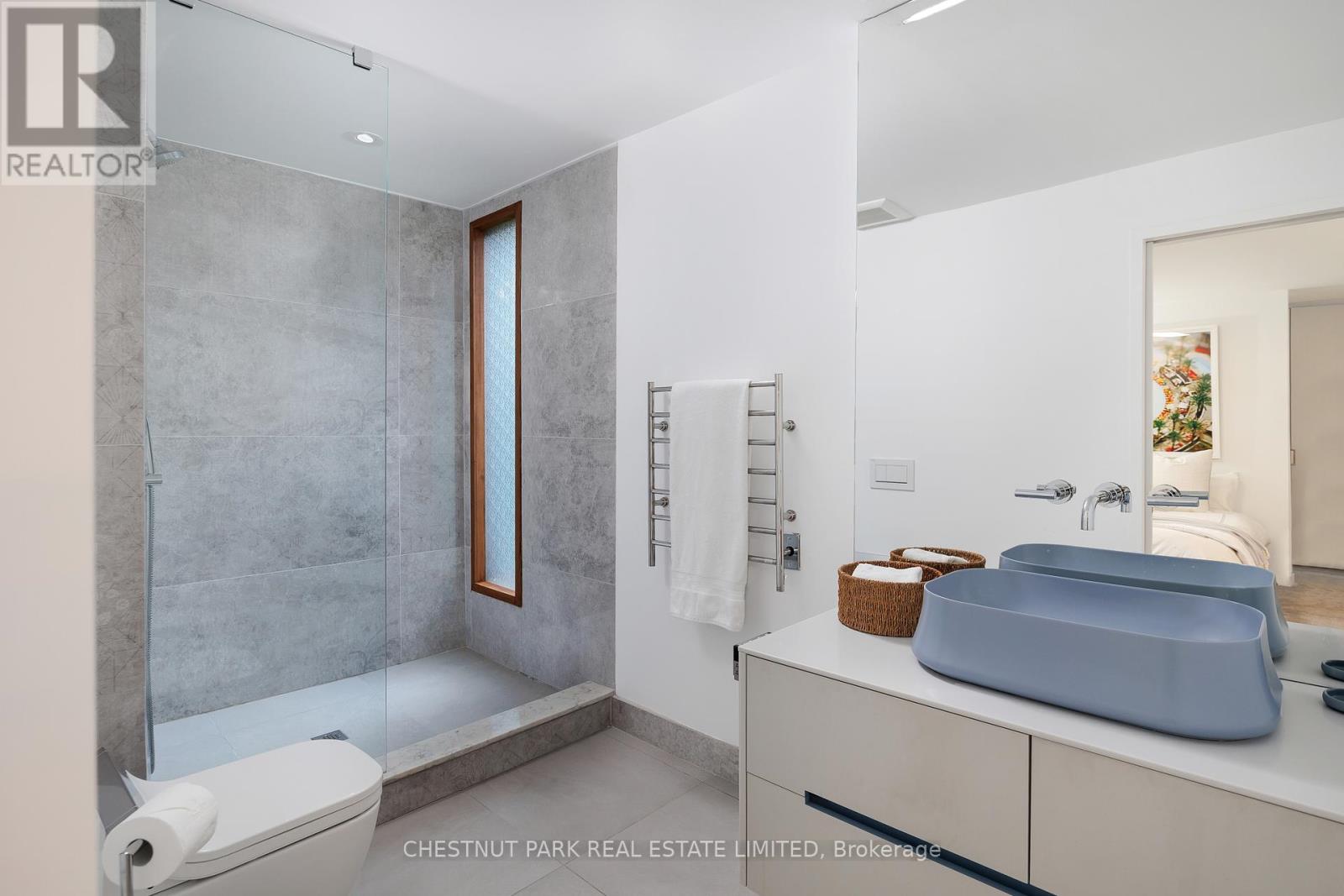57 Wimbleton Road, Toronto, Ontario  M9A 3S3 - Photo 34 - W12413825