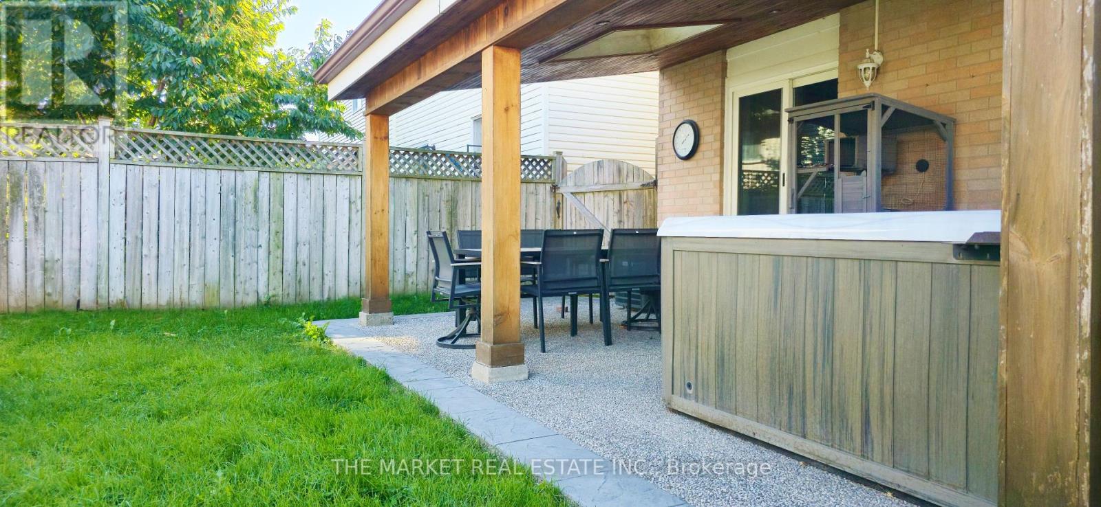 233 Acadia Drive, Hamilton, Ontario  L8W 3L1 - Photo 16 - X12413834
