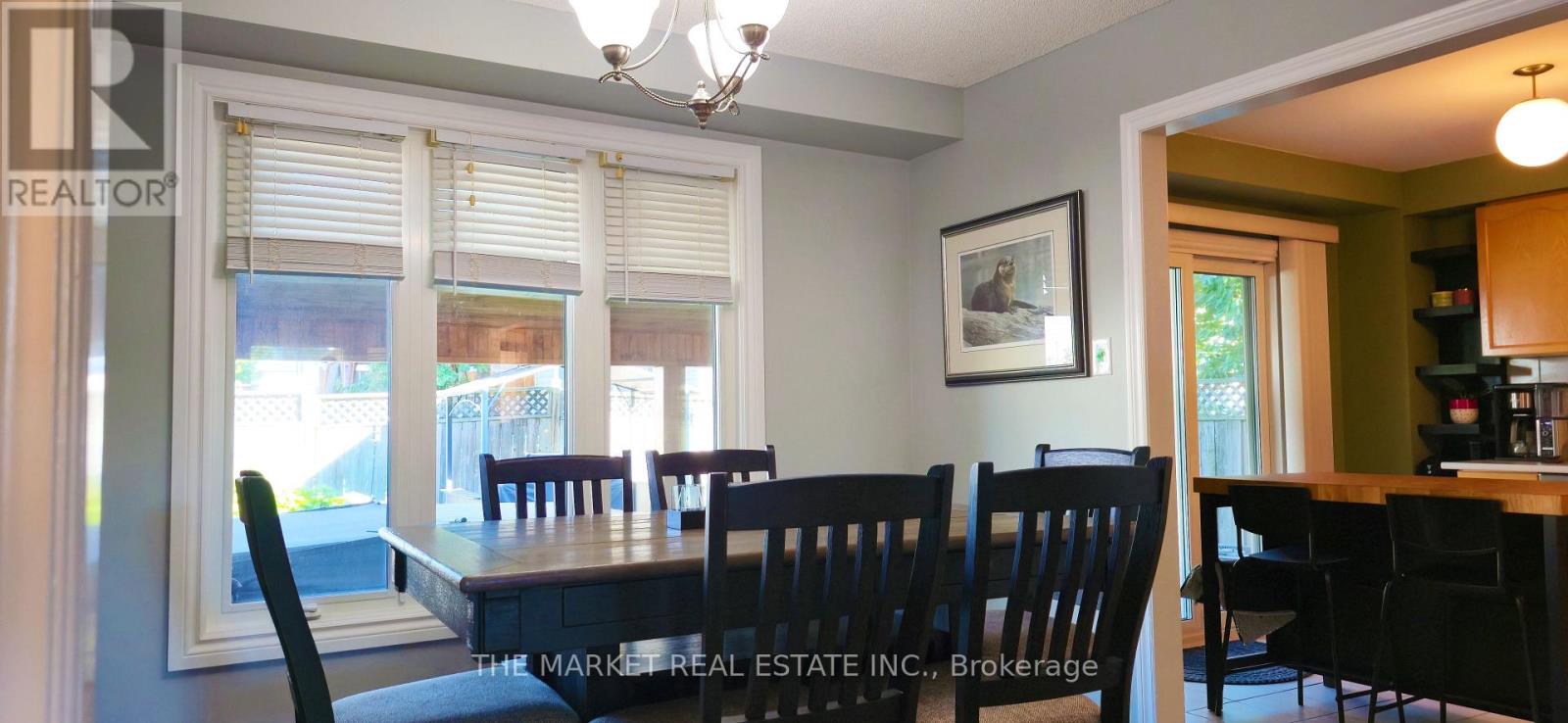 233 Acadia Drive, Hamilton, Ontario  L8W 3L1 - Photo 5 - X12413834