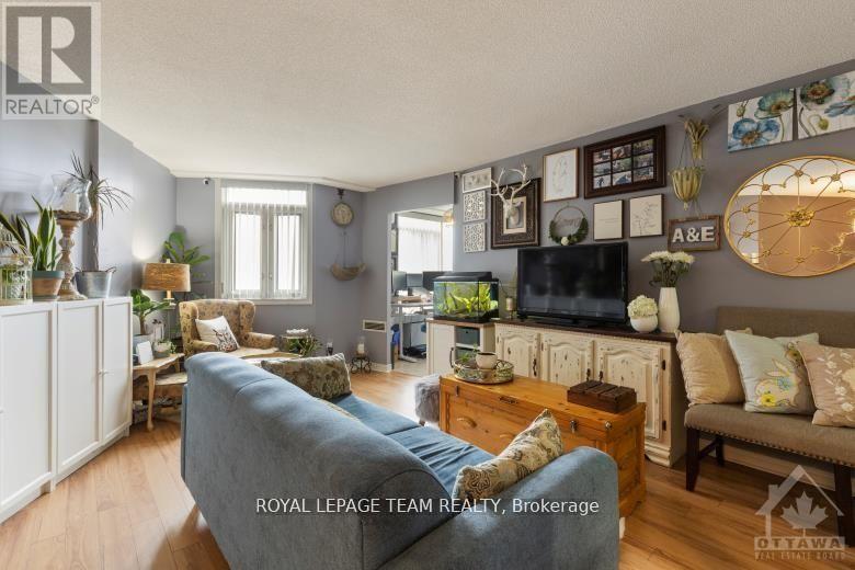 1101 - 1025 Grenon Avenue, Ottawa, Ontario  K2B 8S5 - Photo 7 - X12413852