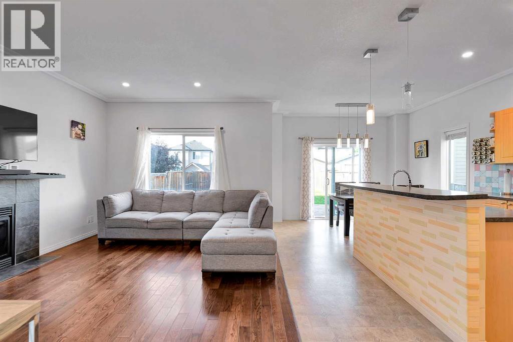 175 Evansmeade Common Nw, Calgary, Alberta  T3P 1E8 - Photo 6 - A2257740
