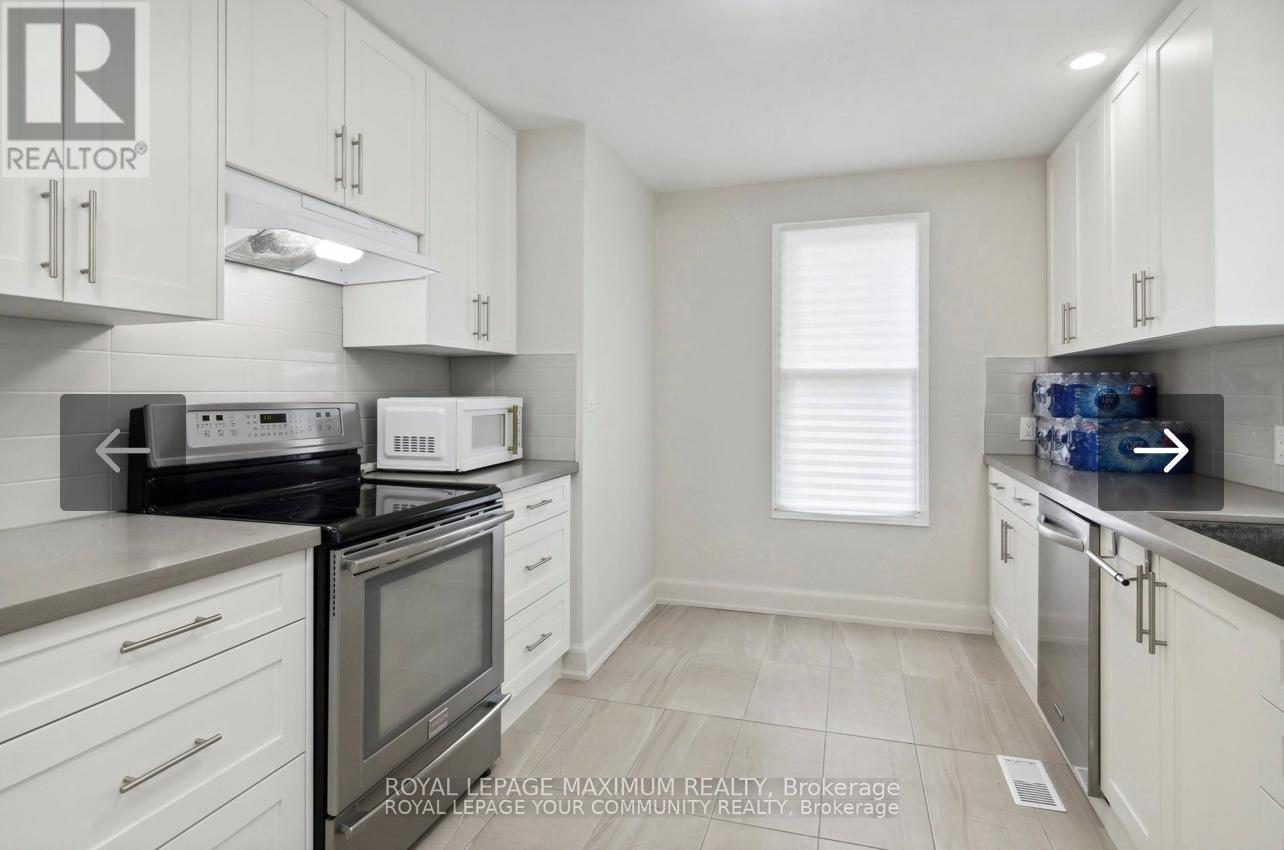 6077 King Road, King, Ontario  L0G 1N0 - Photo 2 - N12413845