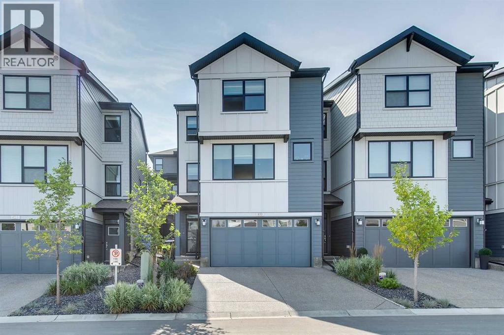 819 Shawnee Terrace Sw, Calgary, Alberta  T2Y 0T4 - Photo 1 - A2255503