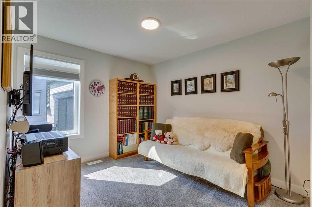 819 Shawnee Terrace Sw, Calgary, Alberta  T2Y 0T4 - Photo 32 - A2255503