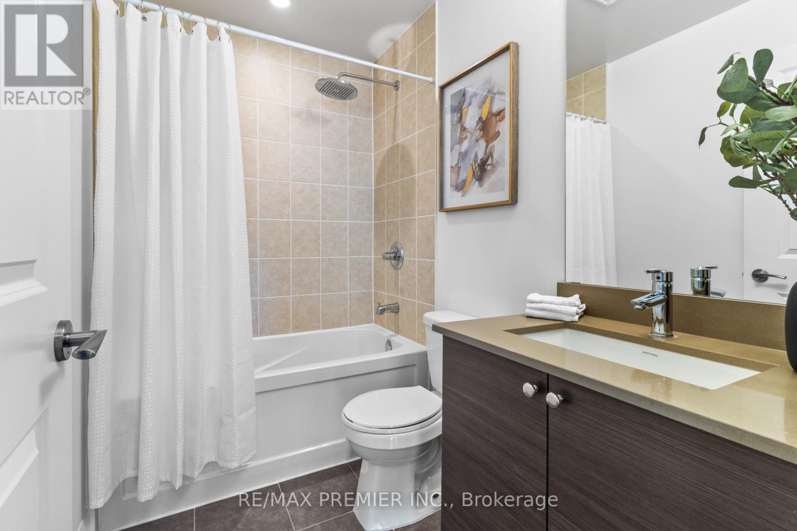 108 - 4700 Highway 7, Vaughan, Ontario  L4L 0B4 - Photo 21 - N12413360