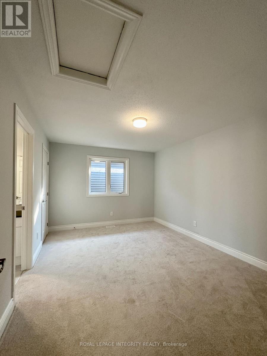 205 Yearling Circle, Ottawa, Ontario  K0A 2Z0 - Photo 36 - X12413879