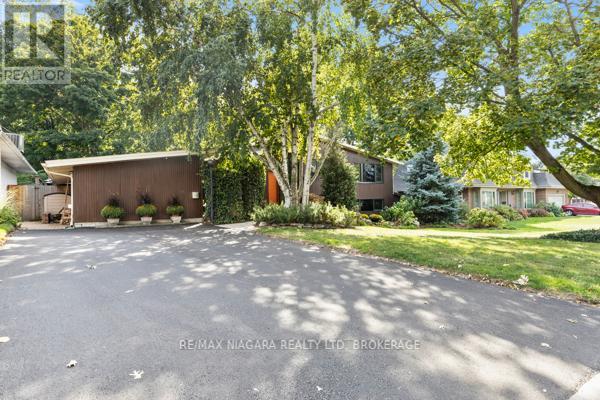 10 Marwood Circle, St. Catharines (Glendale/glenridge), Ontario  L2T 1Z5 - Photo 3 - X12413885