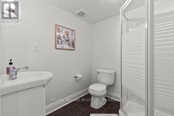 10 Marwood Circle, St. Catharines (Glendale/glenridge), Ontario  L2T 1Z5 - Photo 32 - X12413885