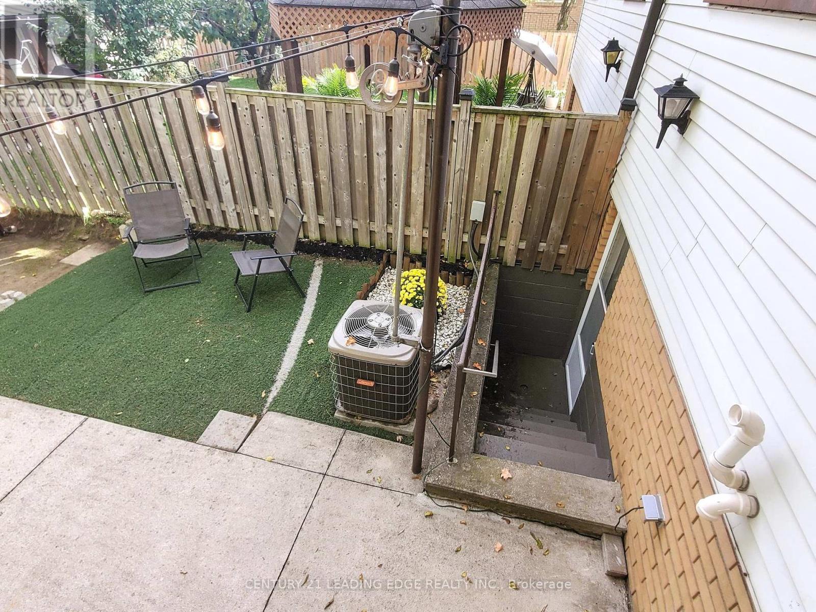 49 Quigley Road, Hamilton (Vincent), Ontario  L8K 6K9 - Photo 23 - X12413847