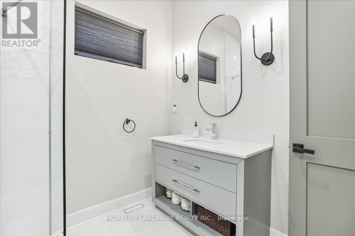 114 Reding Road, Hamilton, Ontario  L9G 1M8 - Photo 20 - X12413858