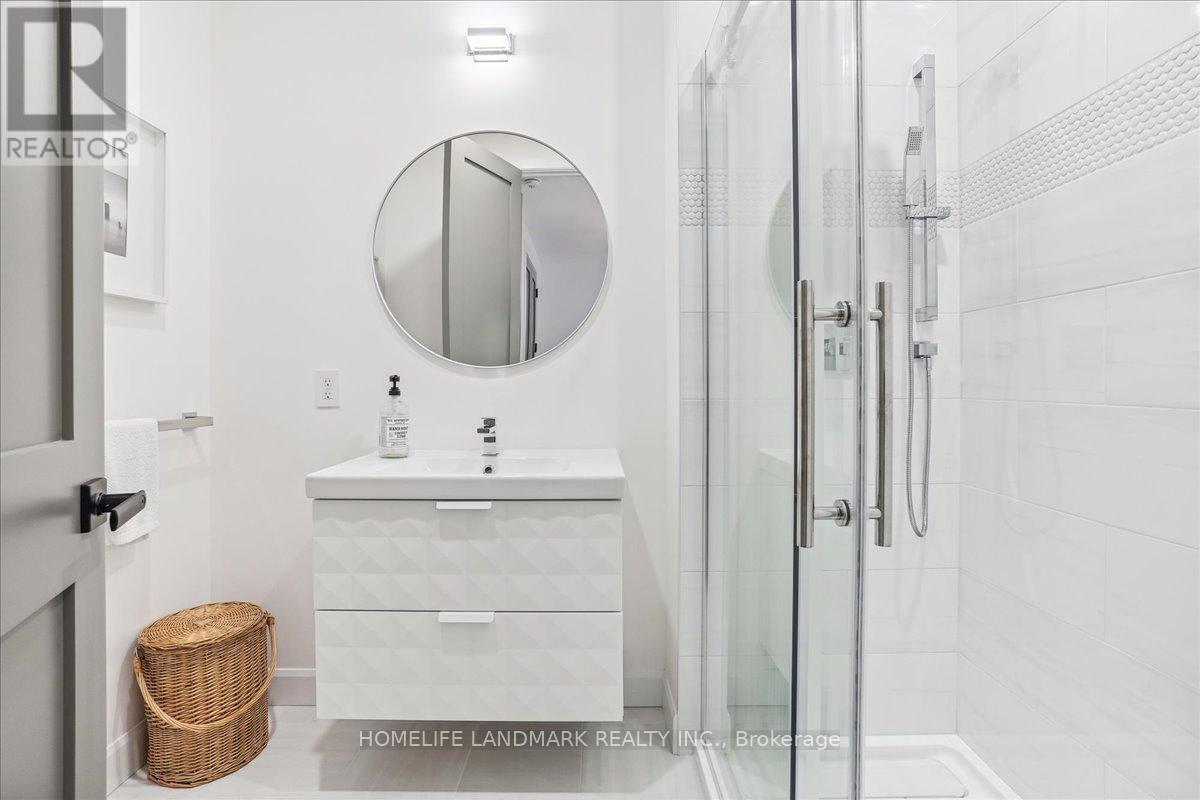 114 Reding Road, Hamilton, Ontario  L9G 1M8 - Photo 34 - X12413858