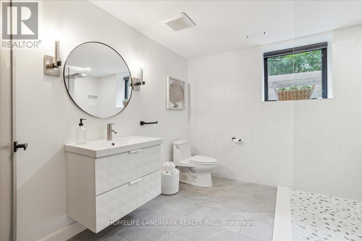 114 Reding Road, Hamilton, Ontario  L9G 1M8 - Photo 40 - X12413858