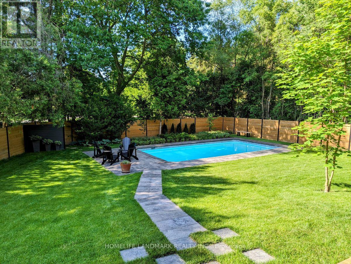 114 Reding Road, Hamilton, Ontario  L9G 1M8 - Photo 49 - X12413858