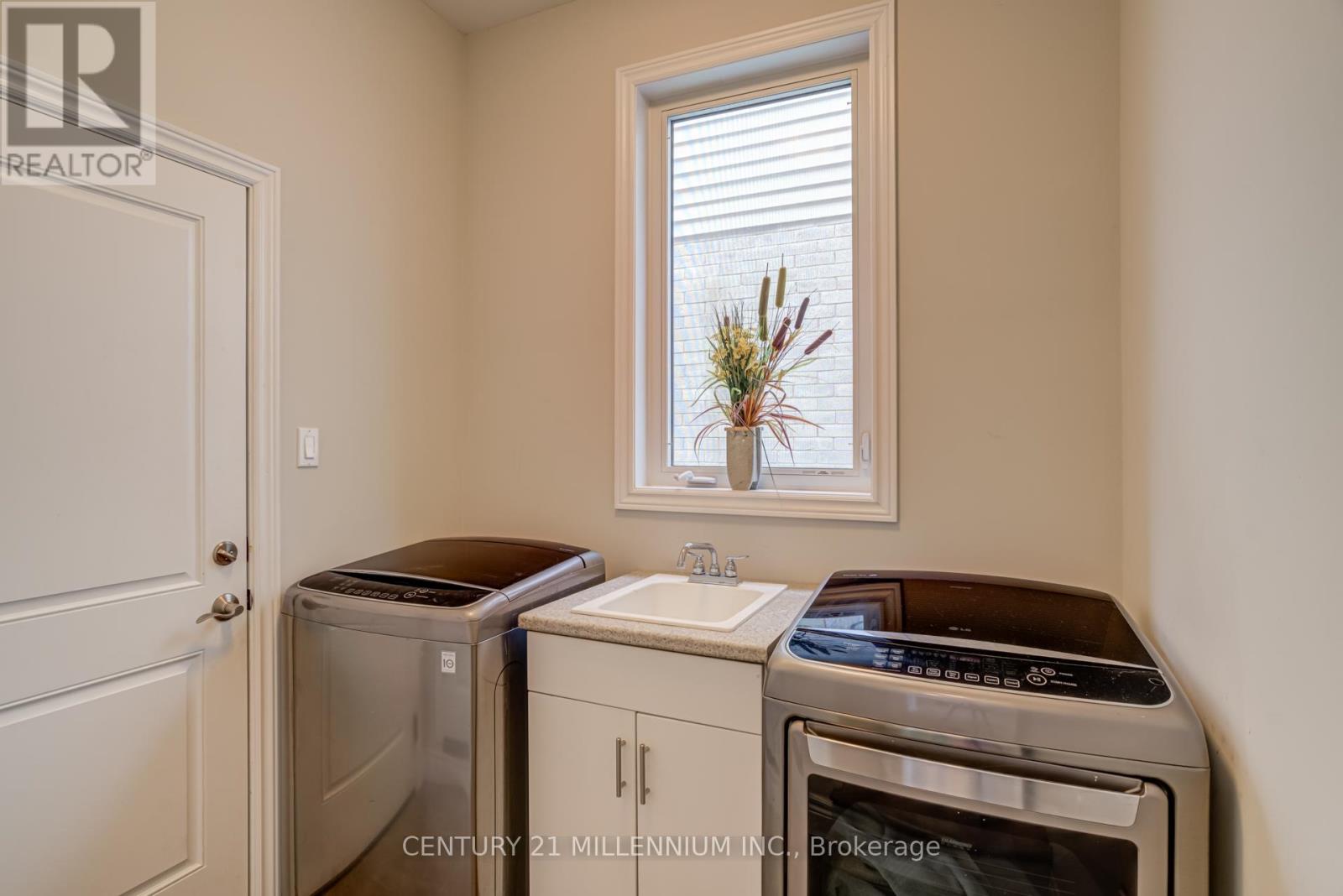 91 Taylor Drive, East Luther Grand Valley, Ontario  L9W 6P4 - Photo 18 - X12413867