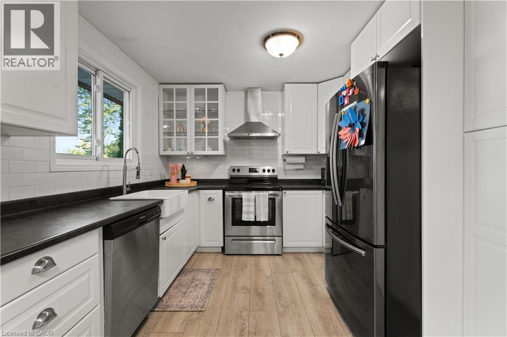 5038 Hartwood Avenue, Beamsville, Ontario  L3J 0A3 - Photo 9 - 40771272