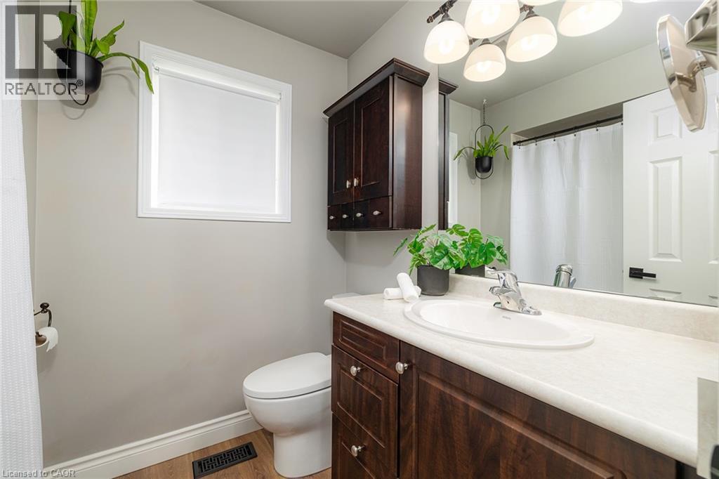 35 Hollinrake Avenue, Brantford, Ontario  N3T 0B6 - Photo 17 - 40764968
