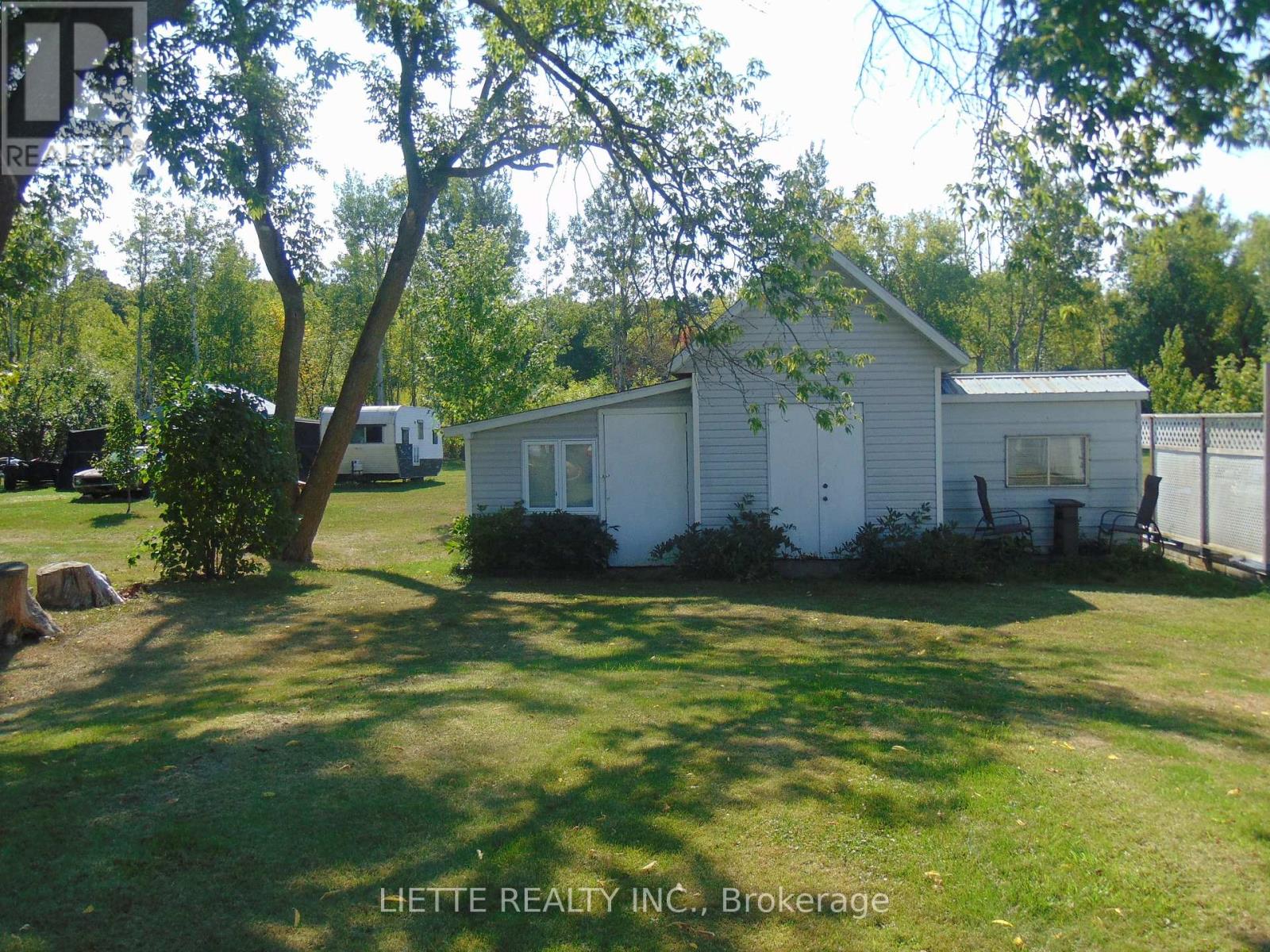 21968 Main Street, North Glengarry, Ontario  K0B 1H0 - Photo 8 - X12385520