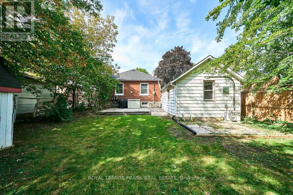 305 James Street, Whitby, Ontario  L1N 1G4 - Photo 30 - E12413384